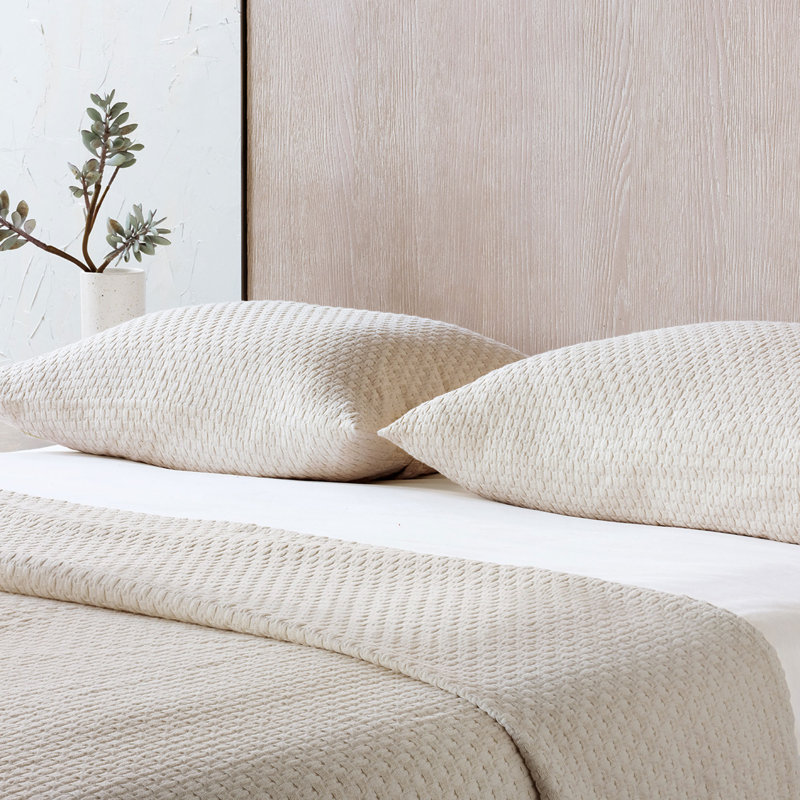 Akela Coverlet, Super King Coverlet, Ivory