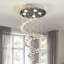 Lustre gradué à 5 lumières avec accents en cristal Sandifer