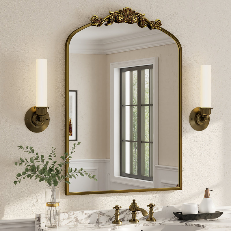 Miroir mural en verre trempé Amara, 40 po x 28 po, Doré