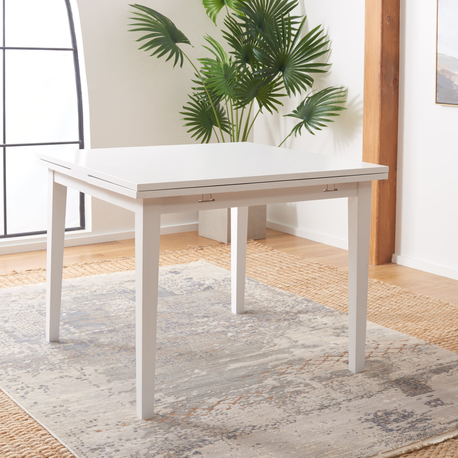 Arizona 69.5'' Extendable Dining Table, White Washed