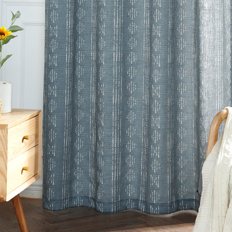 Paire de rideaux semi-transparents avec passe-tringle Amadas, L 52 po x L 96 po, Blanc / Bleu