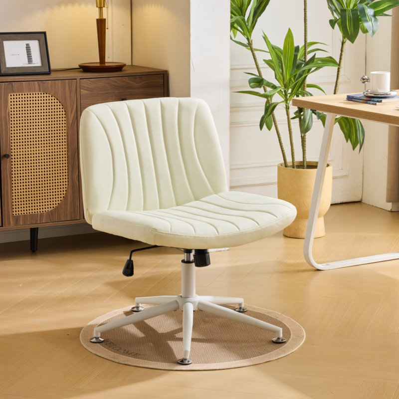 Chaise de bureau pivotante en cuir 25 po à hauteur réglable Cat's Claw, Beige