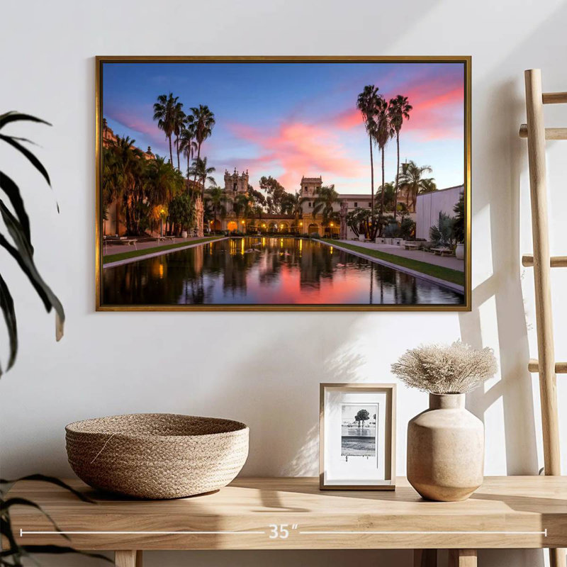 Casa De Balboa, 25 po x 17 po, Cadre flottant doré