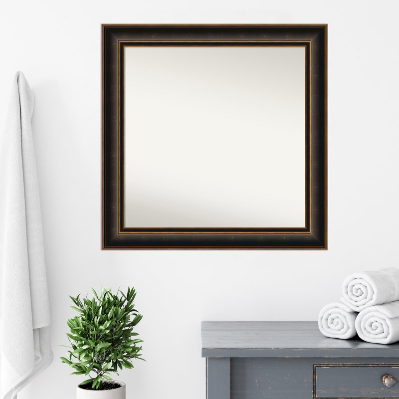 Miroir mural en bois Earnst, 31,75 po x 31,75 po, Carré