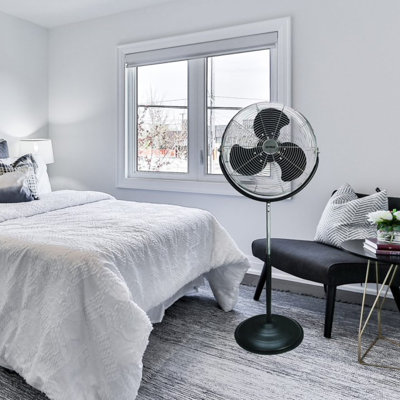 Ventilateur sur pied industriel haute vitesse Optimus de 18 po - Ventilateur sur piédestal à hauteur ajustable avec moteur à 3 vitesses et couple élevé, circulateur d'air inclinable pour le garage, l'atelier ou la maison