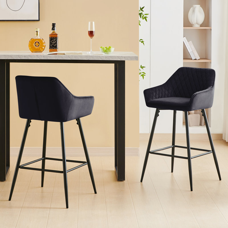 Saarrah 68cm Upholstered Bar Stool with Arm, Velvet Black