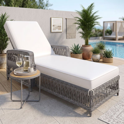 Chaise longue d'extérieur inclinable avec accoudoirs, dossier réglable à 4 positions et coussins amovibles