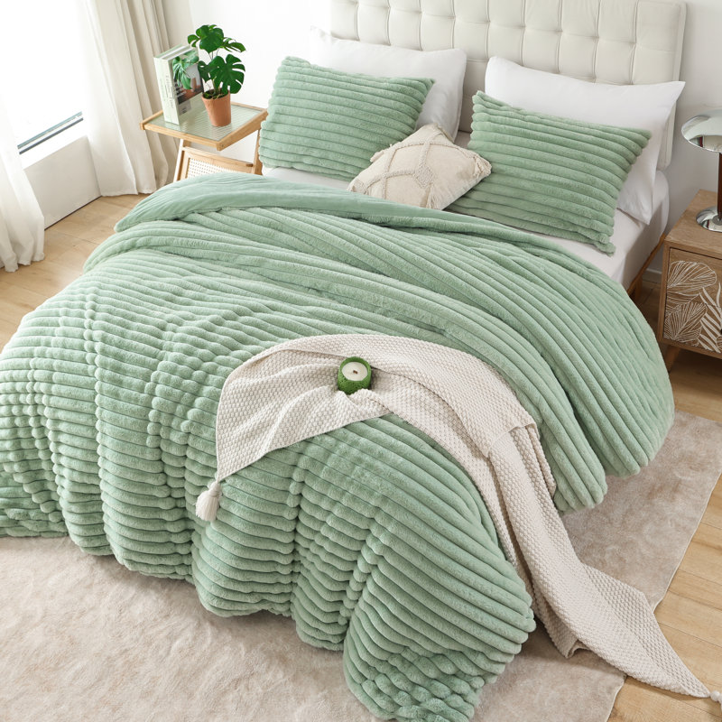 Fluffy Comforter Set 3 Pieces- All Seasons Heavy Faux Fur Comforter With Two Pillowcases, King Comforter + 2 King Pillowcases