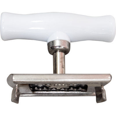 Belfry Kitchen Clarissa Metal Jar Opener