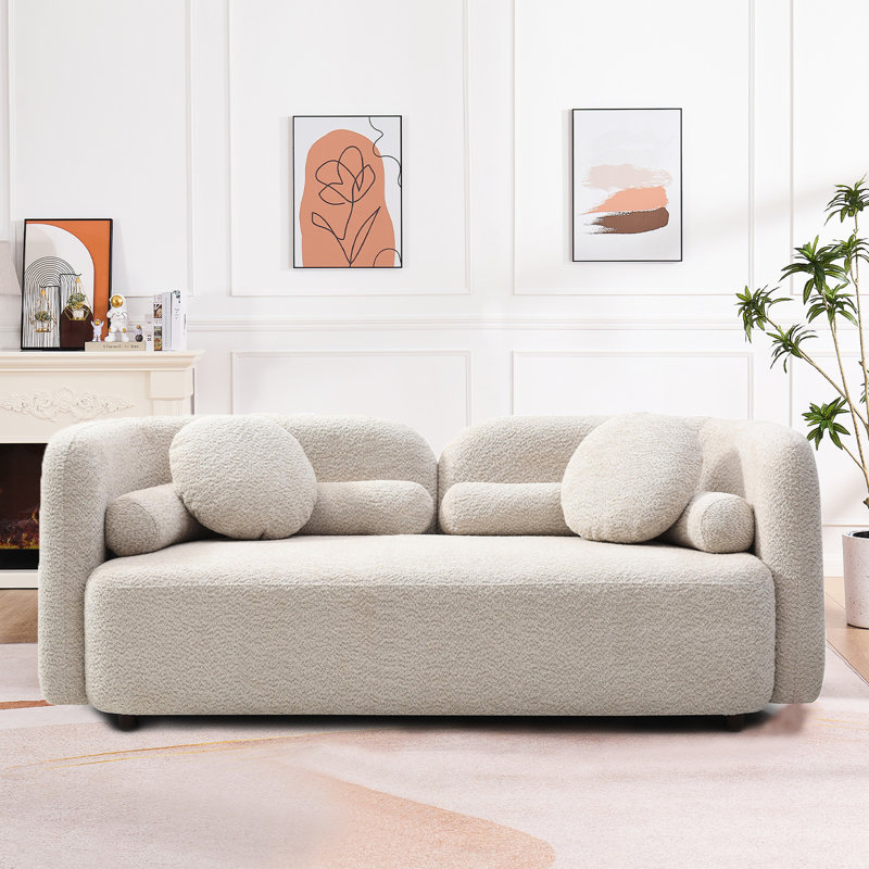 Canapé 2 places beige, élégant, capitonné, spacieux et confortable pour un canapé-lit de luxe familial, élégant et confortable