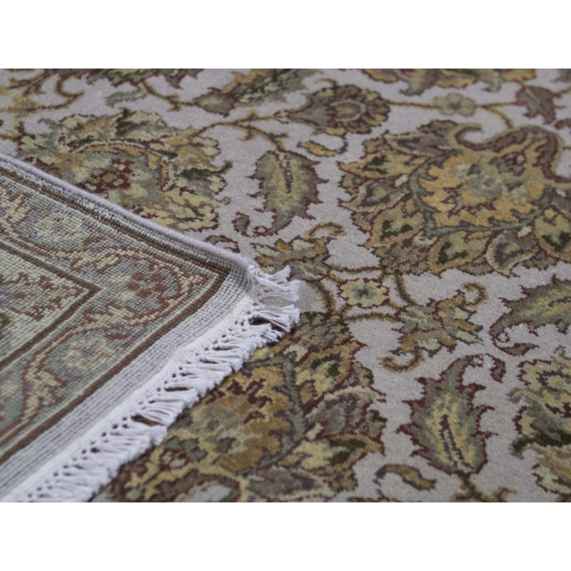 Tapis ivoire et doré de haute qualité noué à la main