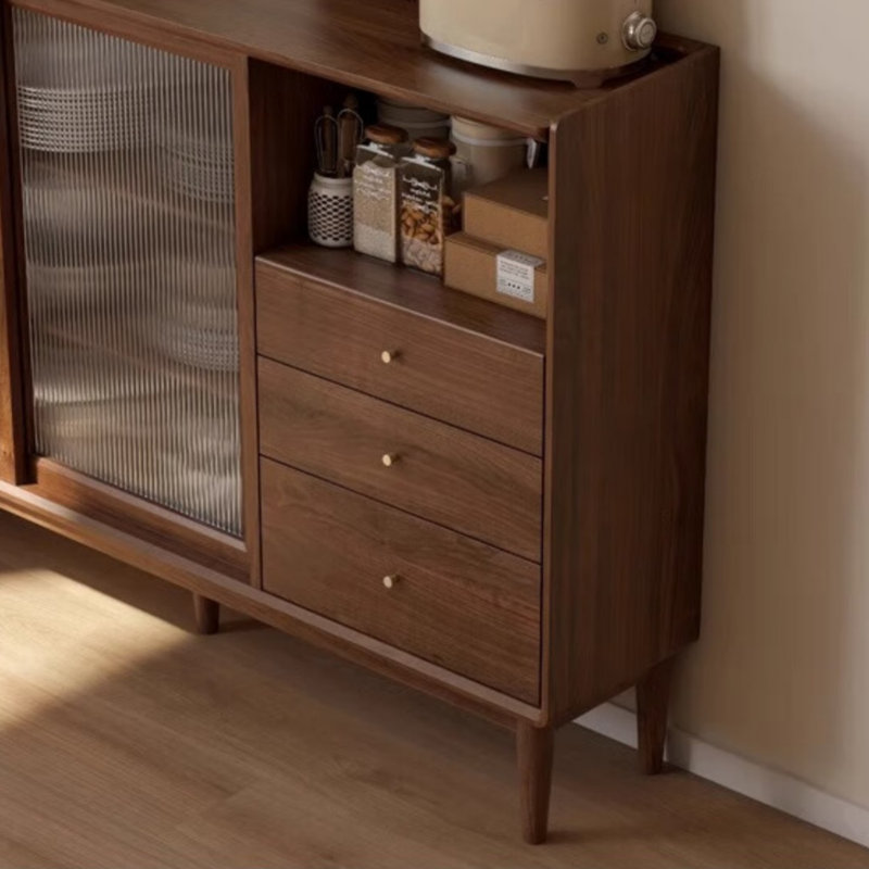 Un buffet rétro et vieilli, H 38,58 po x l 47,24 po x P 11,81 po