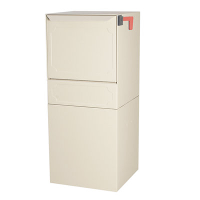 Steel Post Mounted Mailbox
