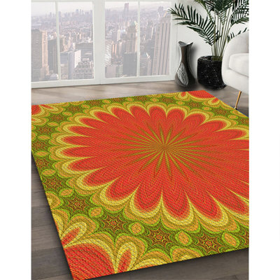 Tapis jaune tissé à la machine