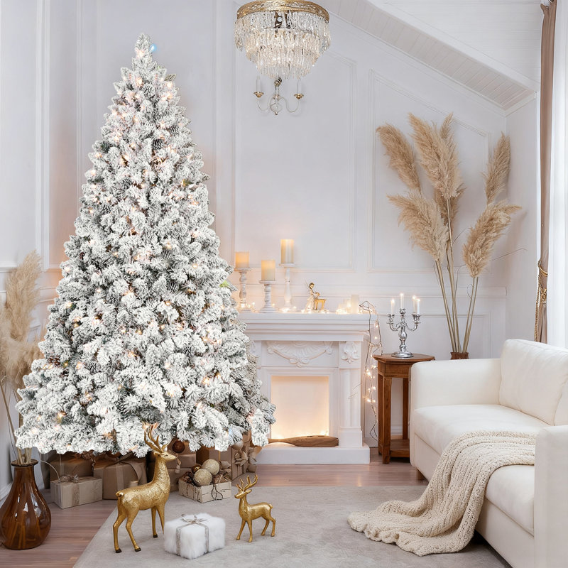 Arbre de Noël pré-éclairé enneigé avec pommes de pin et arbre de Noël, H 8 pi