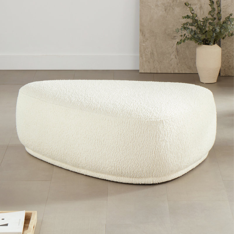 Repose-pieds triangulaire rembourré Adna, Blanc, Sherpa