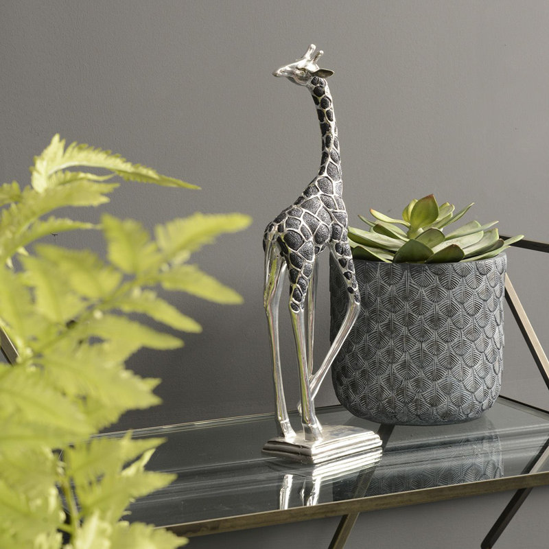 Everett Figurines & Sculptures