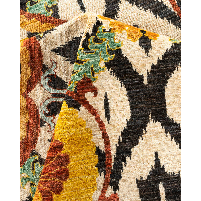 Tapis unique noir / rouge / jaune / ivoire 11 pi 10 po x 15 pi 4 po Angela