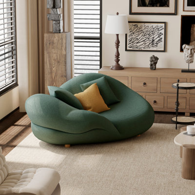 Canapé moderne et minimaliste de style crème