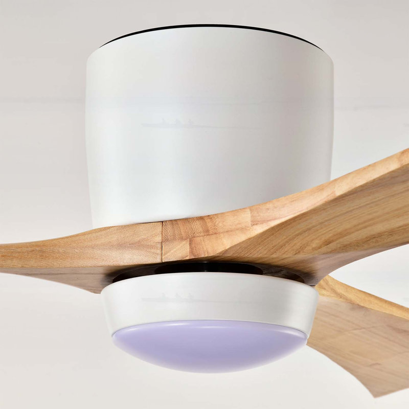 52 po Ventilateur de plafond à DEL intégré en chêne blanc intégré avec télécommande