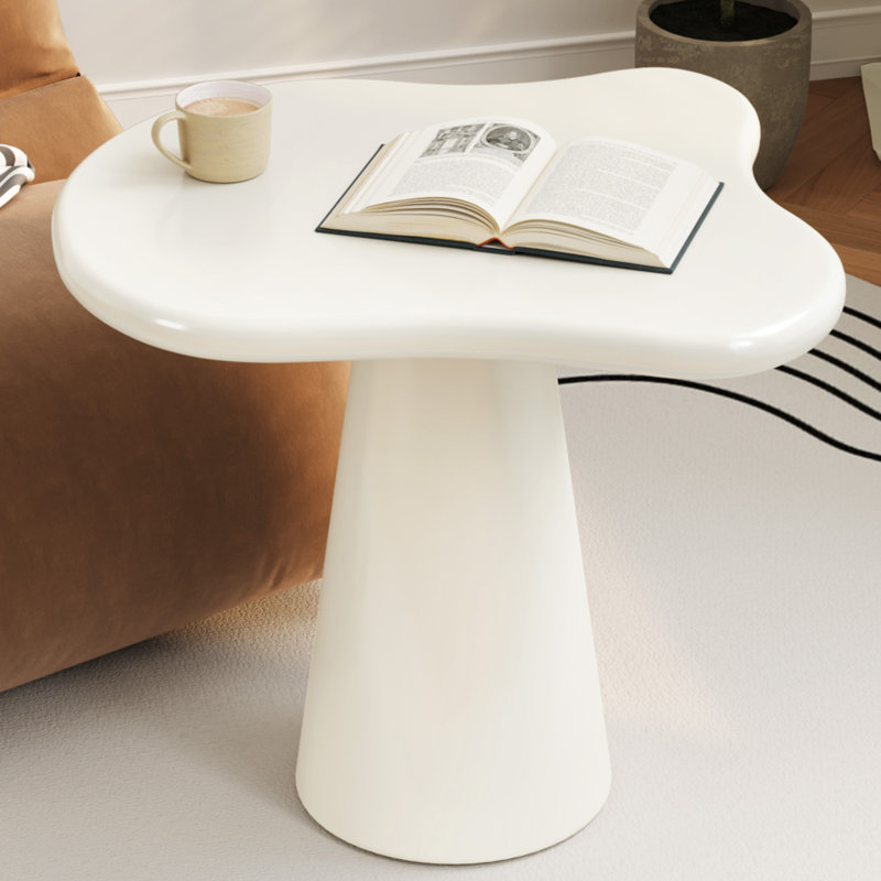Table d'appoint en forme de nuage blanc crème