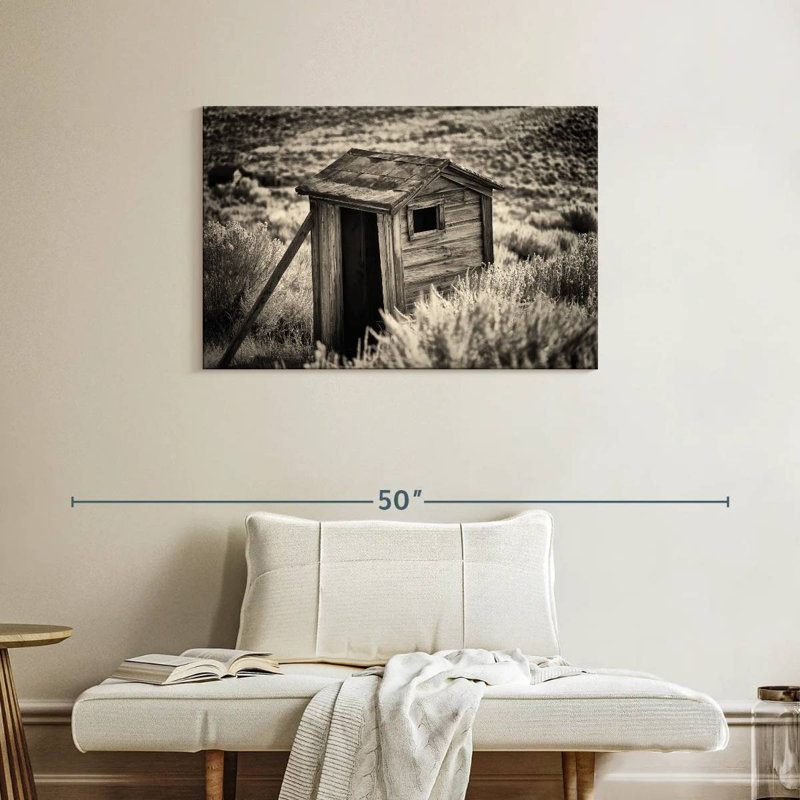 Lilie Ghost Town Outhouse I, H 24 po x l 36 po