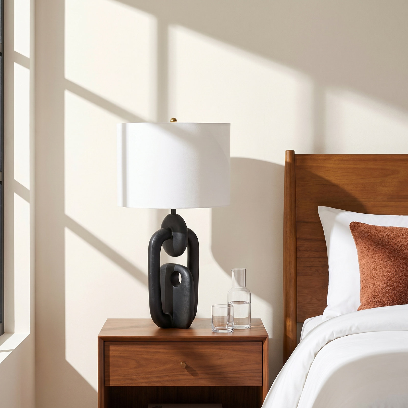 Bethia Metal Table Lamp