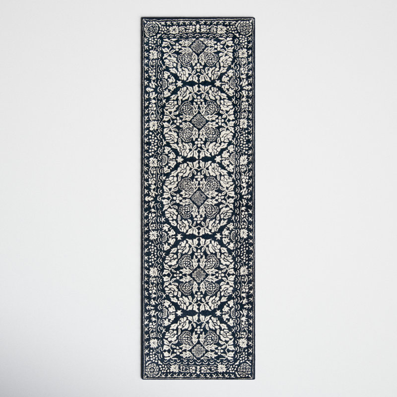 Wool Oriental Area Rug, Runner 2'6" x 8'