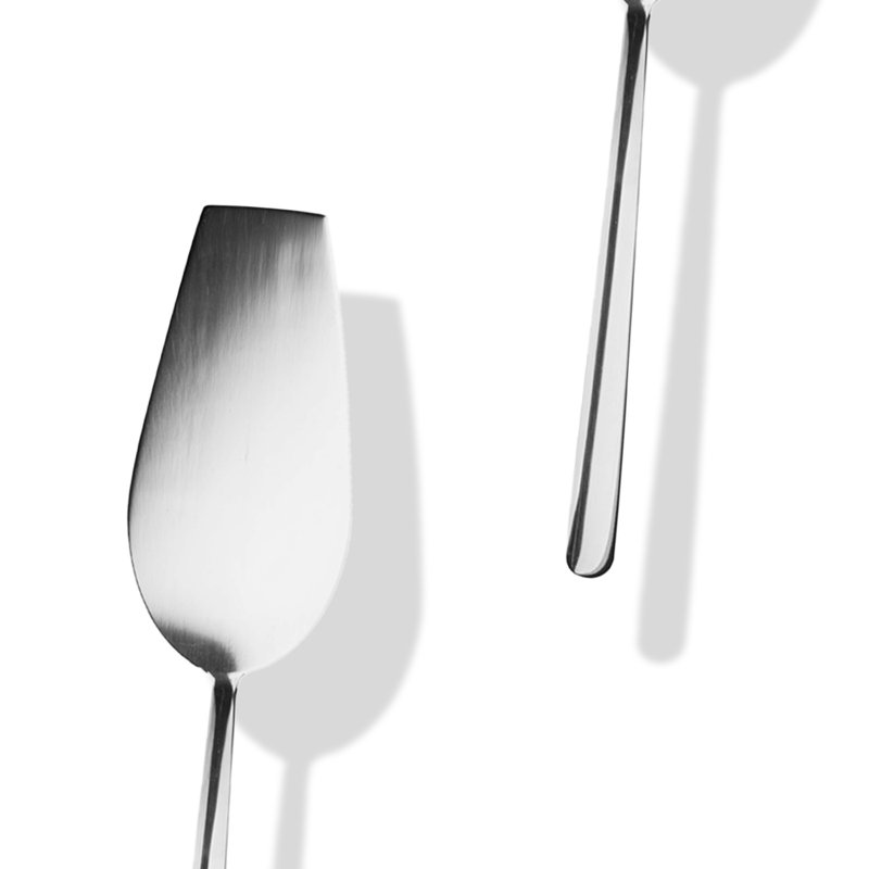 Linea Stainless Steel Cake Server, Silver