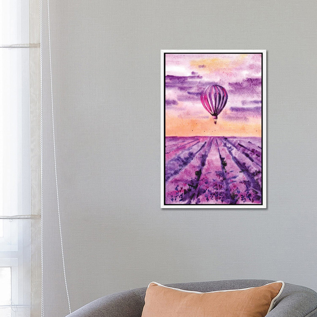 Heißluftballon über Lavendelfeld von Nataly Mak - Galerie-verpackte Leinwand Giclée auf Leinwand