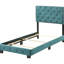 Charmant lit simple en velours captivant pour un repos relaxant