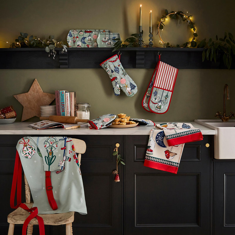 Ulster Weavers Christmas Ornaments 70% Polypropylene Tray