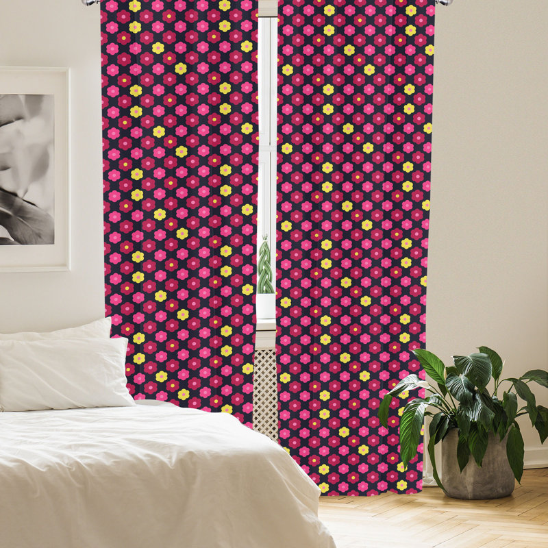 Daisy Floral Semi-Sheer Rod Pocket Curtain Panels, 28" x 95"