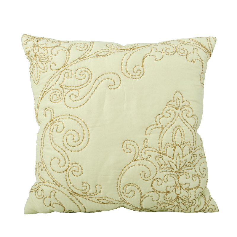 4 Piece Damask Oversized Embroidery Bedspread Set, King Quilt + 2 King Shams + Throw Pillow, Vert clair