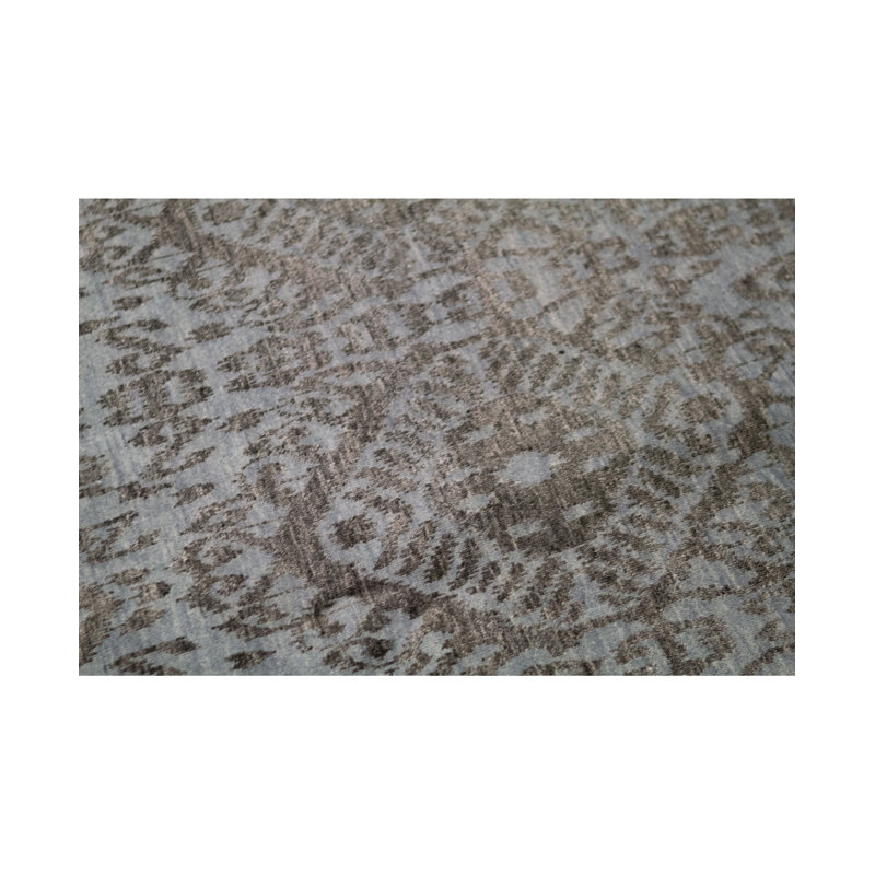 Wool Ikat Area Rug in Gray