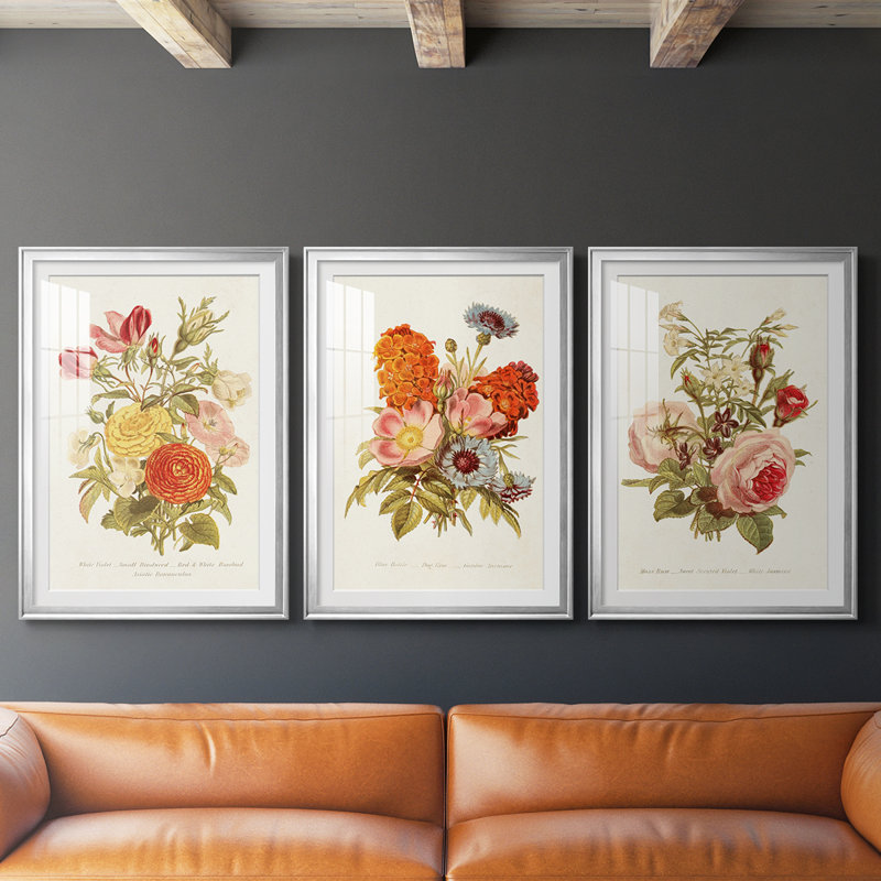 Antique Floral Bouquet I - Impression personnalisée de qualité supérieure avec cadre mat - 3 pièces, H 30 po x l 63 po