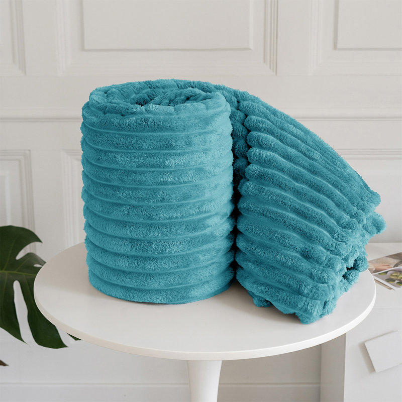 BELLISSIMA PLUSH THROW, Teal, 150cm x 100cm