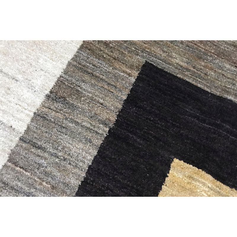 Tapis brun de haute qualité noué à la main