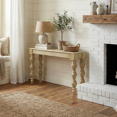 Console en bois massif Braydan de 56 po avec pieds tournés à la main, naturel rustique