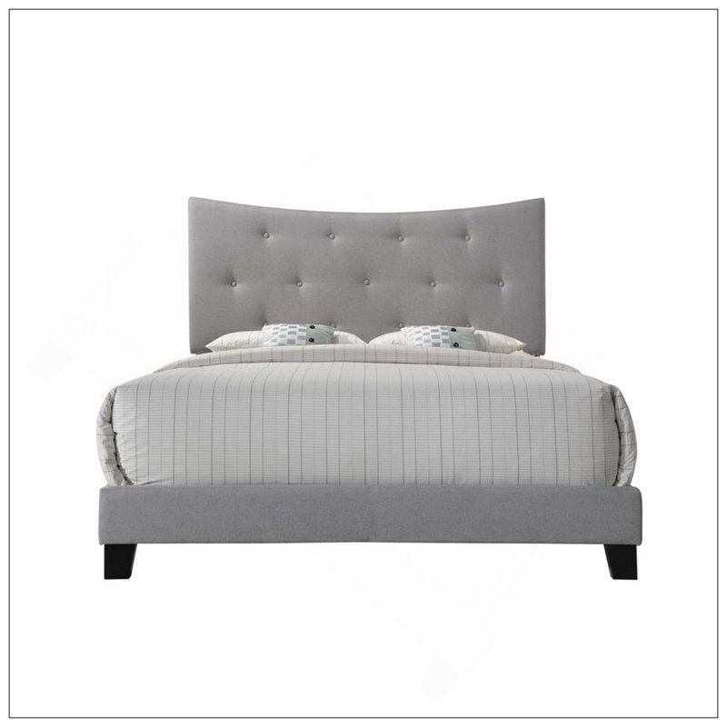 Élégant grand lit gris avec tête de lit capitonnée, tissu rembourré pour le confort et le style, structure robuste pour la durabilité