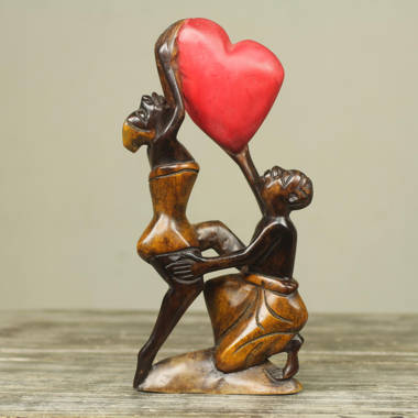 Orren Ellis Vini Heart Hands Figurine
