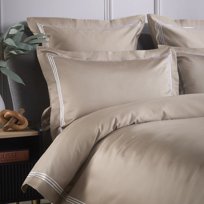 800 Thread Count Triple Row Embroidered Sateen Duvet Cover, Kingsize Duvet Cover, Brown/White