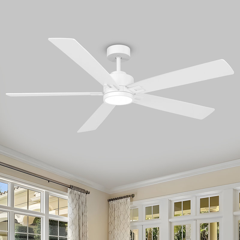Ventilateur de plafond intelligent à 5 pales avec éclairage intégré, conception intérieure moderne pour le salon, la chambre à coucher et la salle à manger