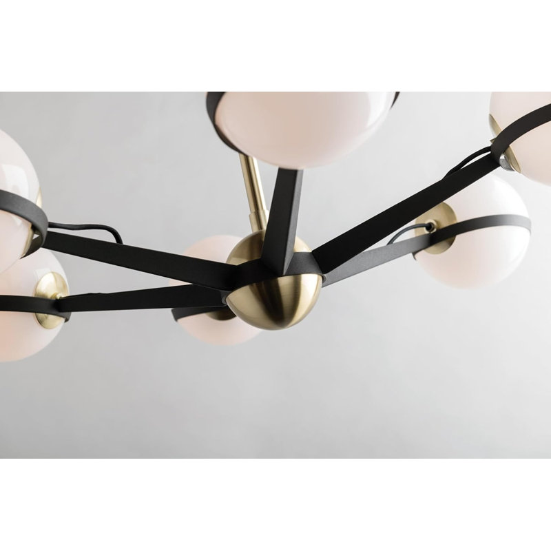 Luminaire suspendu à quatre lumières pour îlot