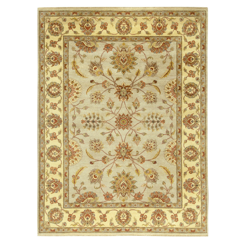 Hand Knotted Wool Oriental Area Rug in Ivory And Gold