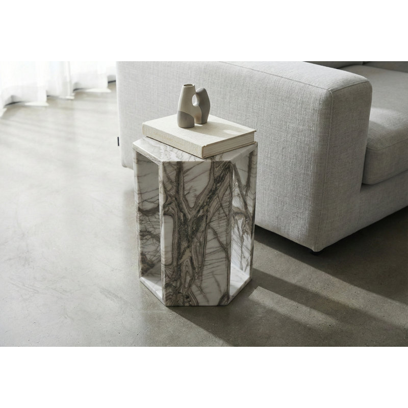 Table de bout hexagonale en marbre blanc 1 pièce L 12,6 po x l 10,9 po x H 15,7 po Table de bout moderne en pierre géométrique avec table de chevet à piédestal brillant et veiné naturel