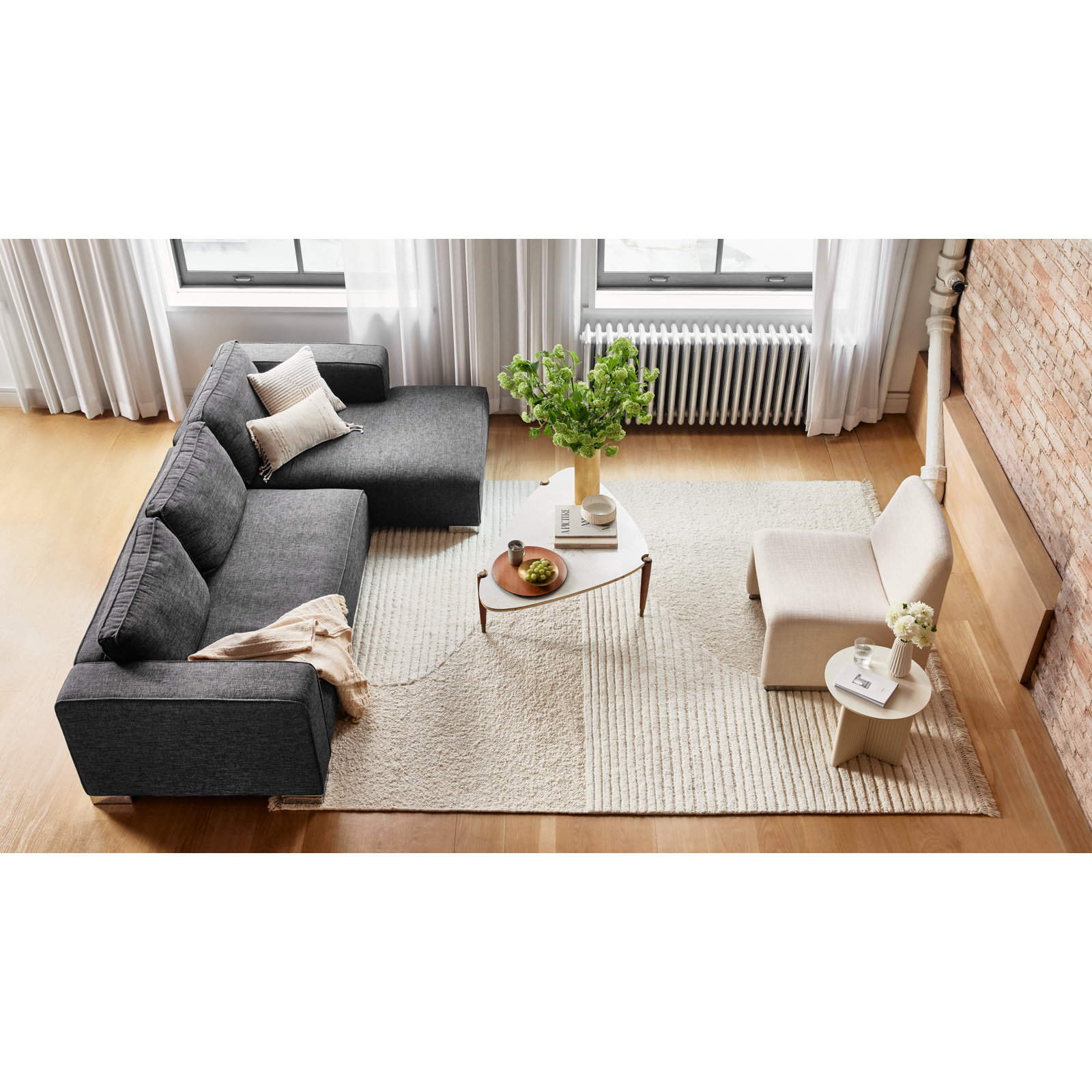Taupe Ivory Hand-Tufted Wool Rug, Rectange 5' x 8'