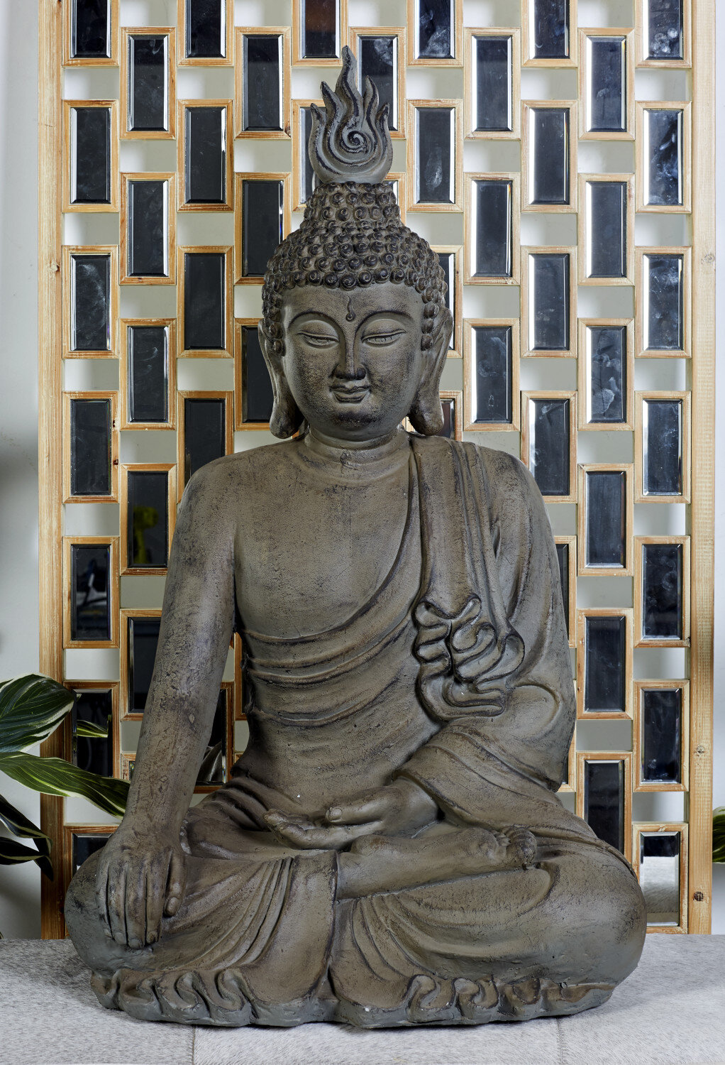  Deco 79 Polystone Buddha Meditating Carved Sculpture