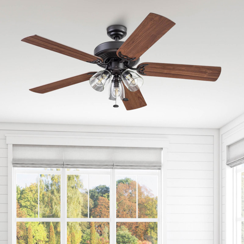 Ventilateur de plafond avec lumière Saybrook, Bronze avec pales en pin brut / érable chocolat