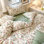 Housse de couette 100% coton beige vert à petites fleurs et motif de plantes multicolores